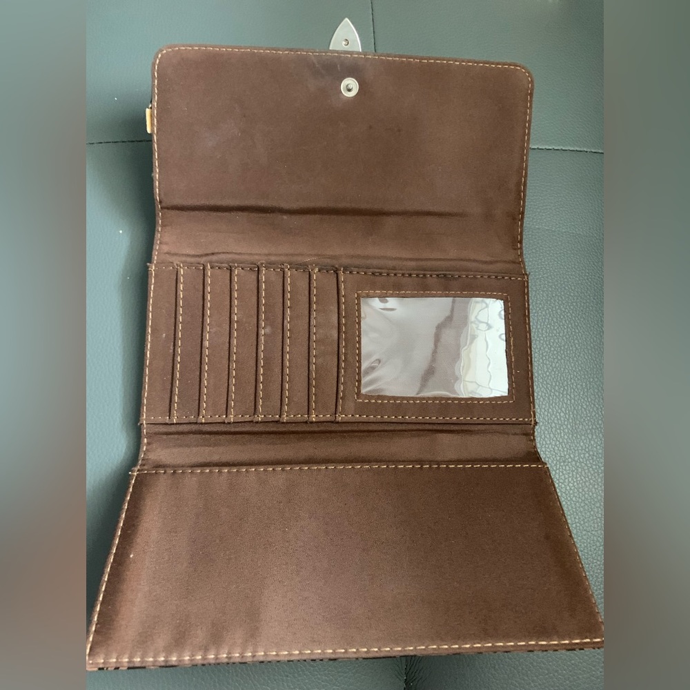 Wallet - Picture 4 of 5